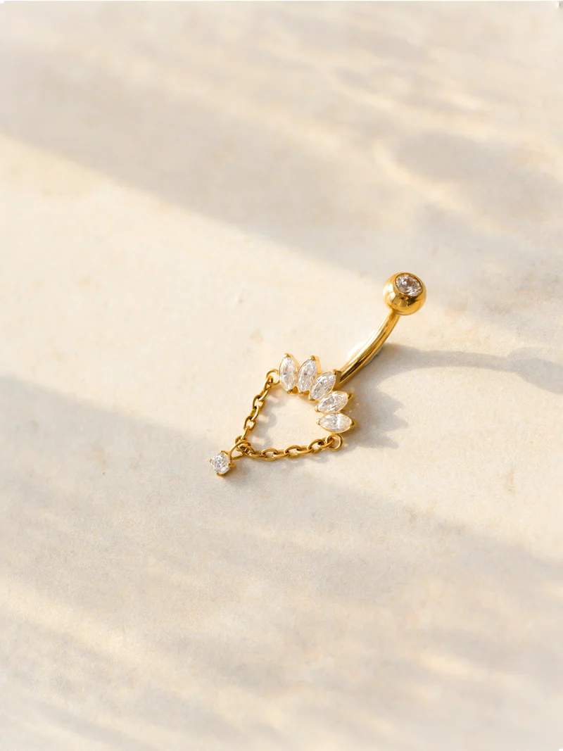 Gleaming Spark Titan Bauchnabelpiercing