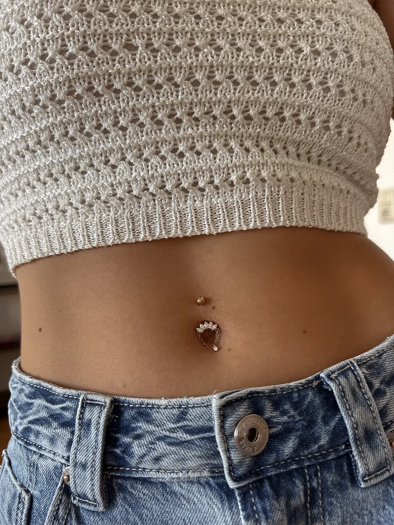 Gleaming Spark Titan Bauchnabelpiercing