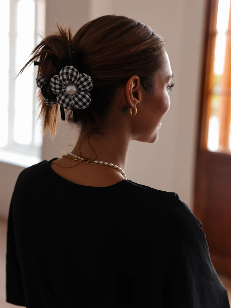 Pearl Floral Black Plaid Haarklammer