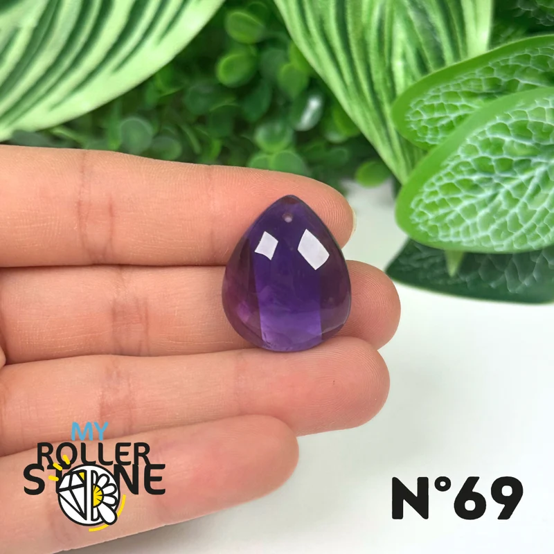 7A Amethyst Anhänger gebohrt
