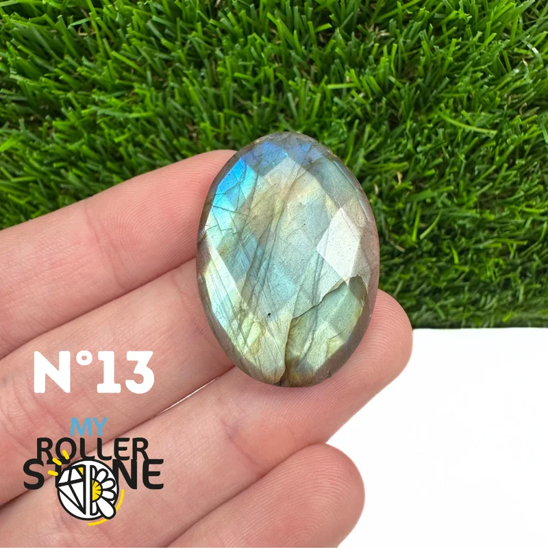Freiform-Facettenschliff-Labradorit-Cabochon 5A