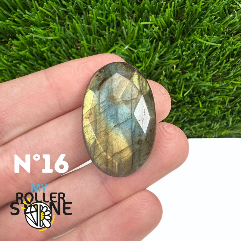 Freiform-Facettenschliff-Labradorit-Cabochon 5A
