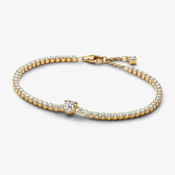 Gold Sparkling Heart Tennis Bracelet, 20cm