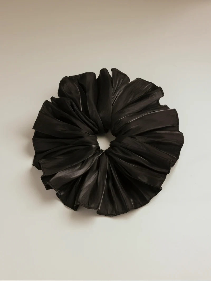 Delicate Wave Black Scrunchie