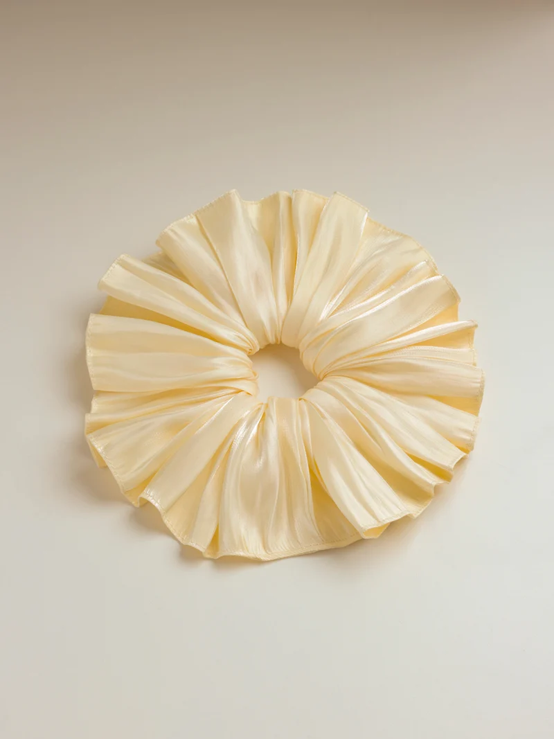 Delicate Wave White Scrunchie