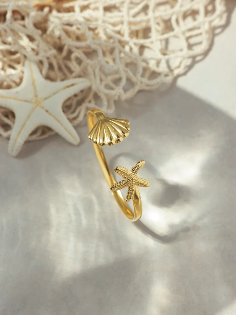 Shell Starfish Armcuff