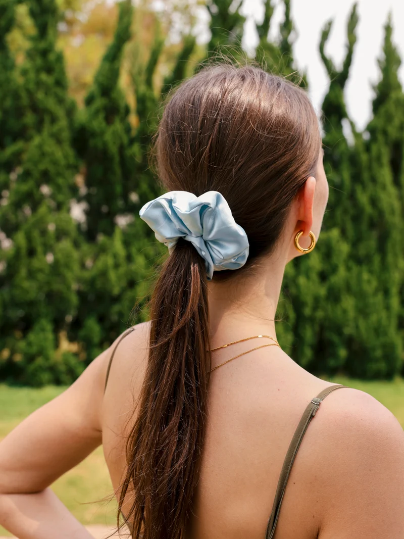 Fluffy Touch Pure Silk Scrunchie Mint Green