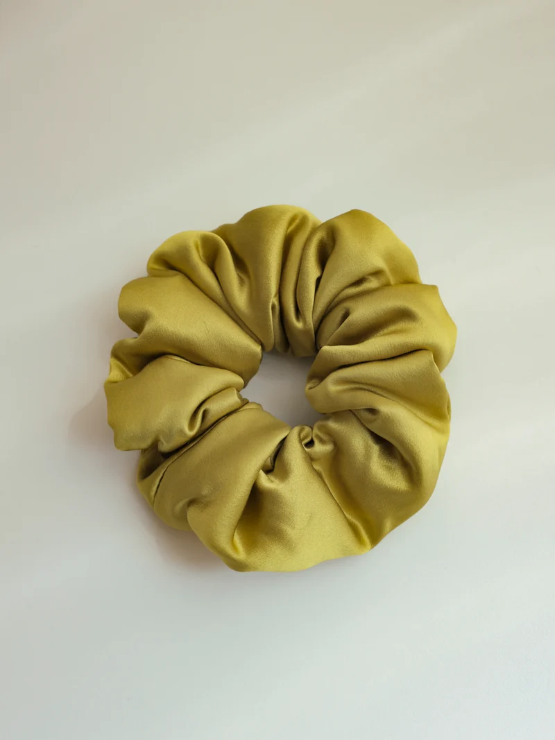 Fluffy Touch Pure Silk Scrunchie