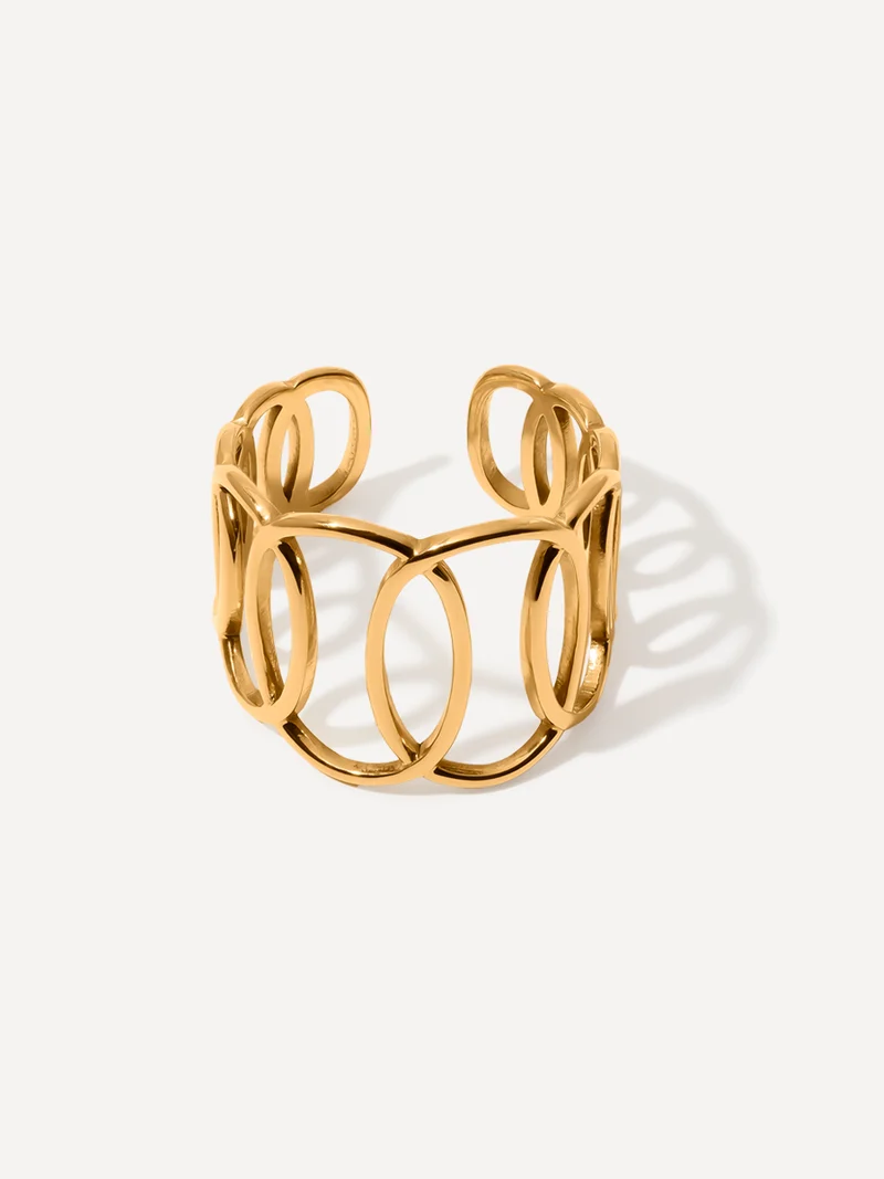 Circle Interlace Ring
