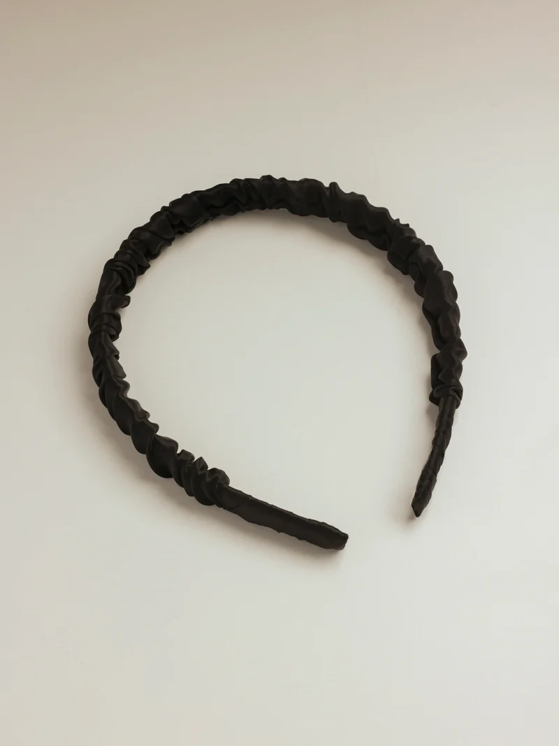 Elegant Hold Pure Silk Haarreif Black