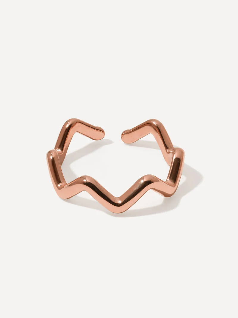 Wave Shaped Ring