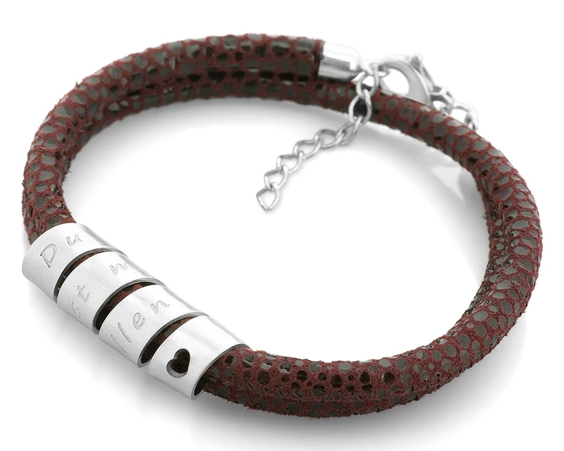 DAMENARMBAND LEDER MIT GRAVUR, LEDERSCHMUCK MIT SILBERANHÄNGER