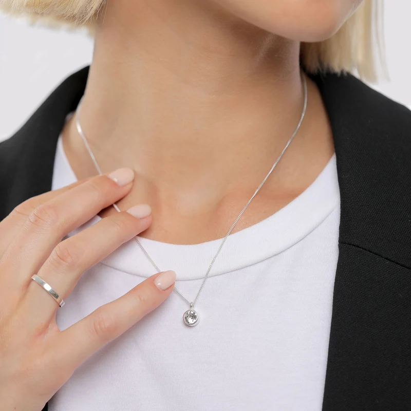 Halskette Solitär | Mit Kristallen von Swarovski® (Weiß)