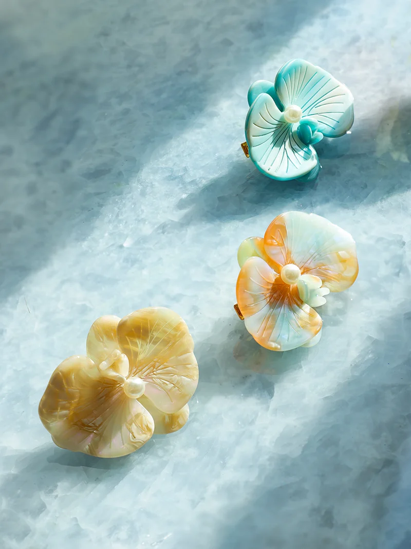 Orchid Glow Blue Hairpin