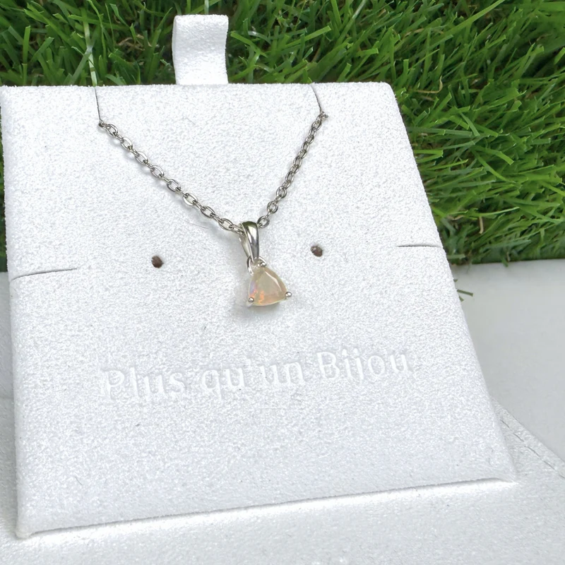 Trillon äthiopischer Opal-Solitär-Anhänger