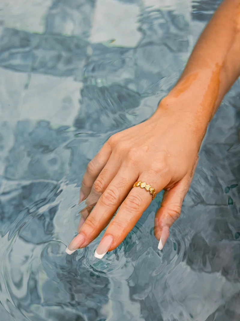 Shell Radiance Ring