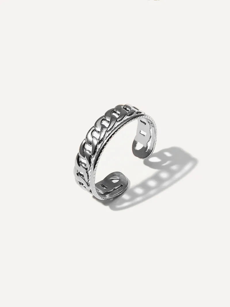 Graceful Interlace Ring