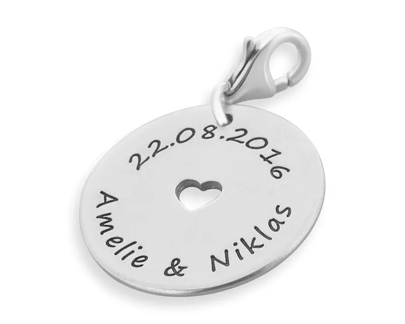 GRAVUR ANHÄNGER MIT HERZ FÜR FREUNDIN, CHARM MIT NAMEN, HOCHZEIT GESCHENK