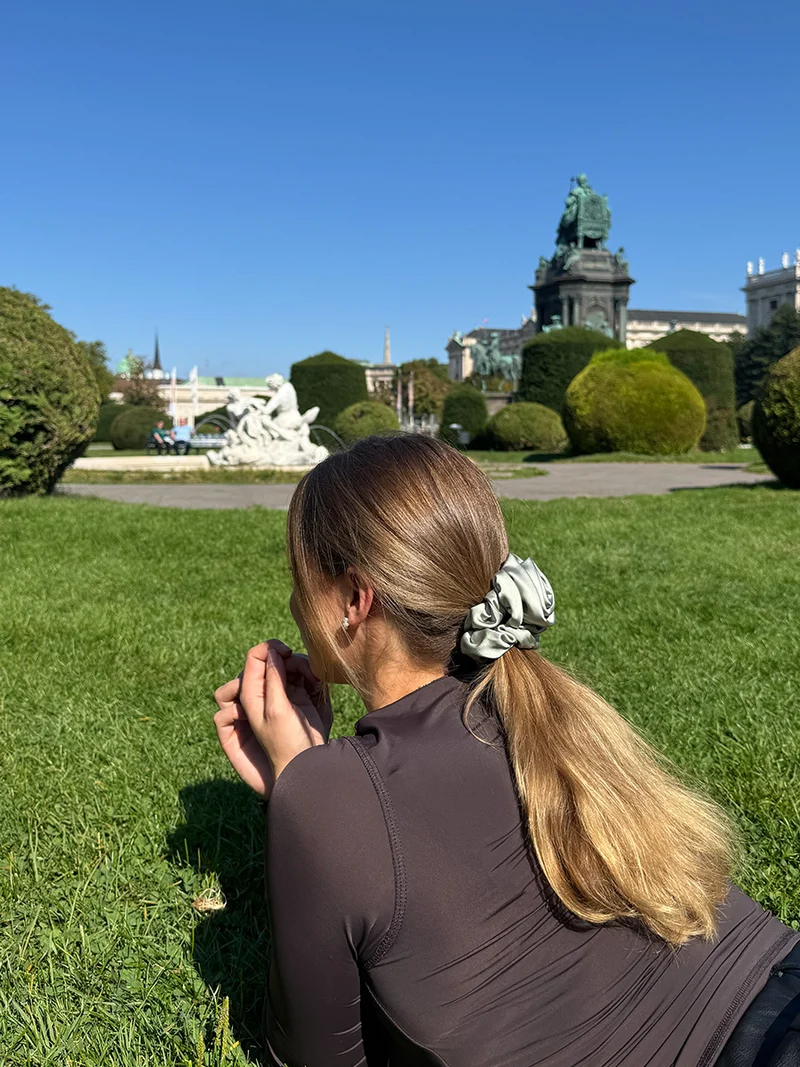 Fluffy Touch Pure Silk Scrunchie