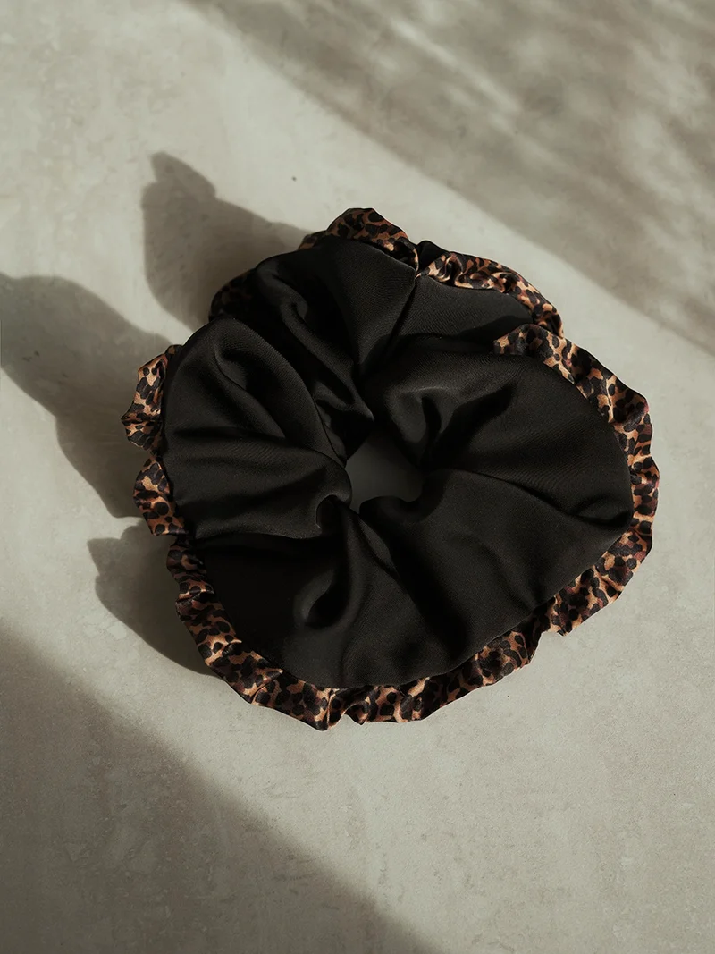 Chic Charm Leopard Scrunchie