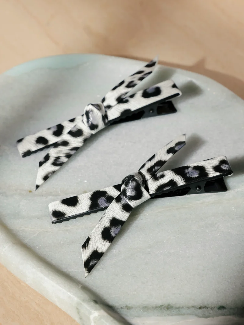 Trendy Charm White Leopard Set Hairpin
