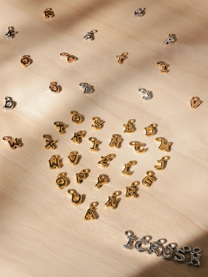 Puffy Letter Ketten-Charms
