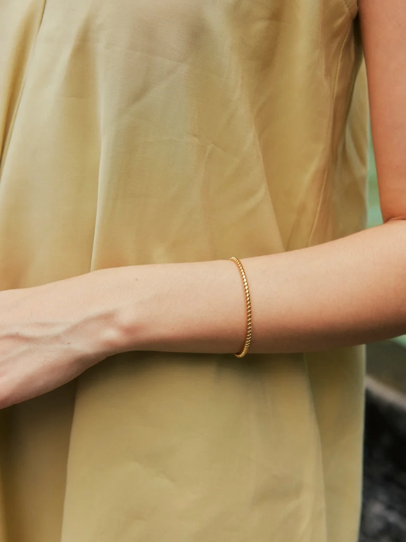 Tranquil Arc Armcuff