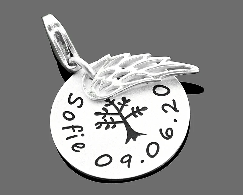 CHARM ANHÄNGER MIT FLÜGEL, SCHMUCK MIT GRAVUR, SILBERANHÄNGER