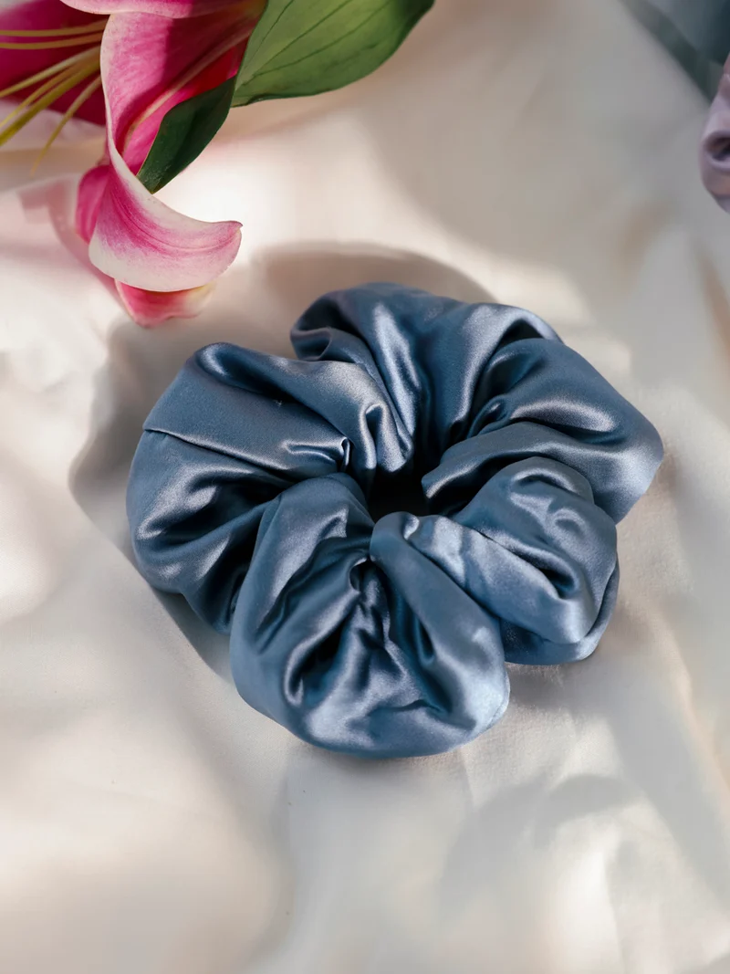 Fluffy Touch Pure Silk Scrunchie Blue