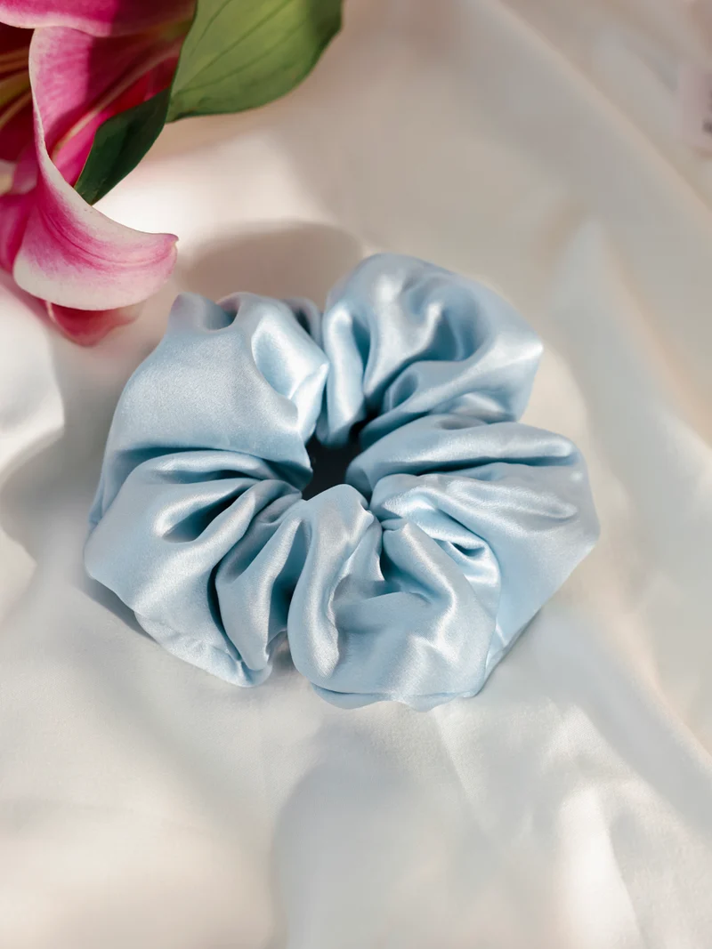 Fluffy Touch Pure Silk Scrunchie Light Blue