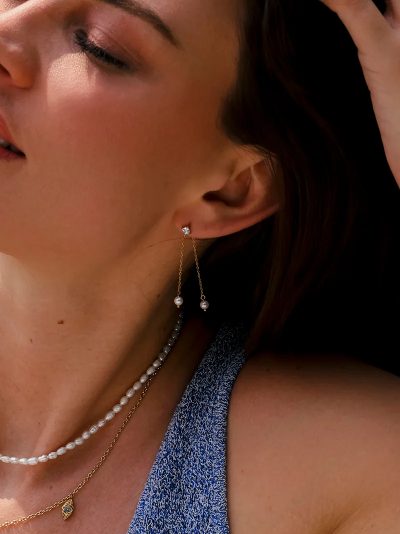 Dangling Pearl Ohrringe