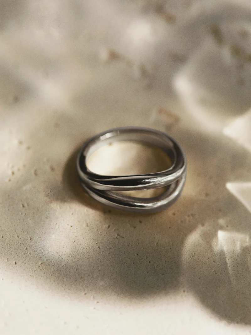 Chic Wave Ring