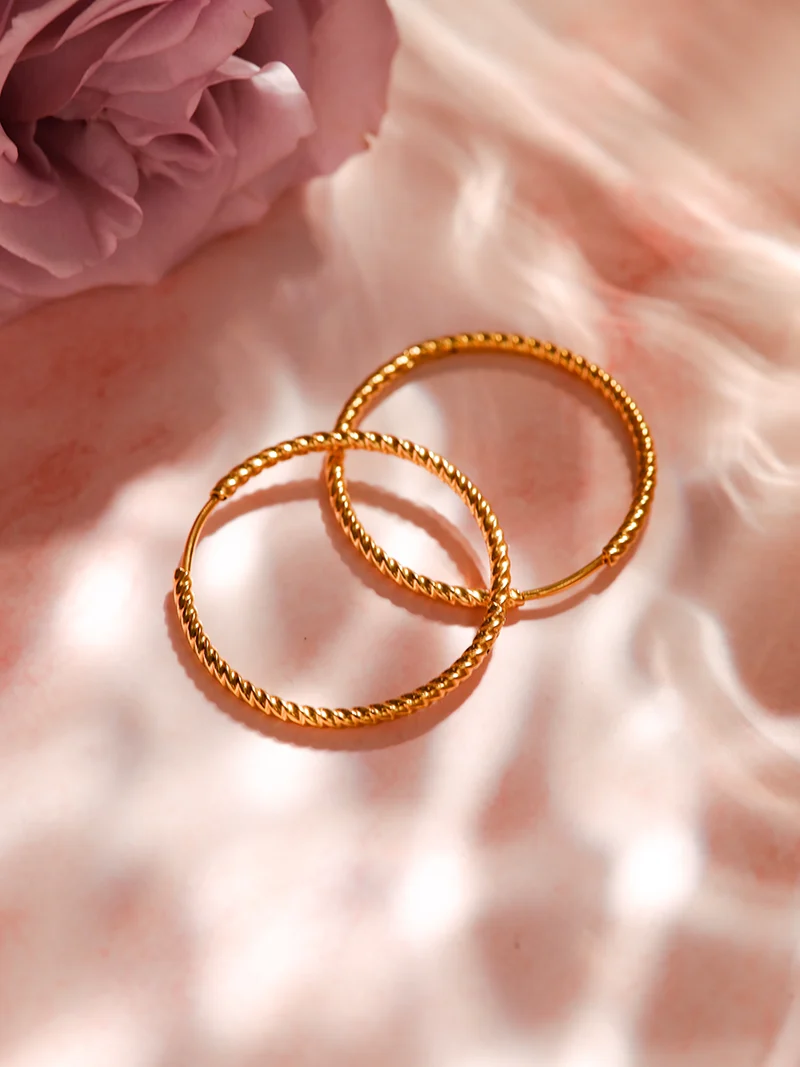 23mm Modern Twist Medium Ohrringe
