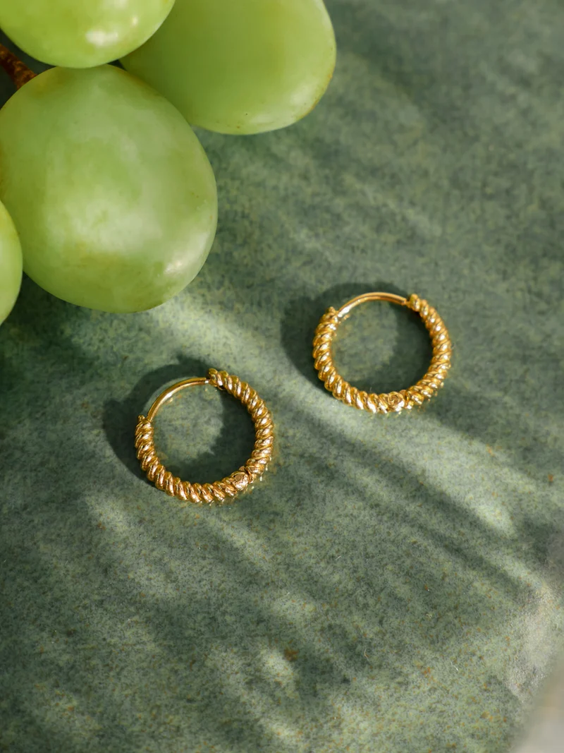 15mm Modern Twist Small Ohrringe