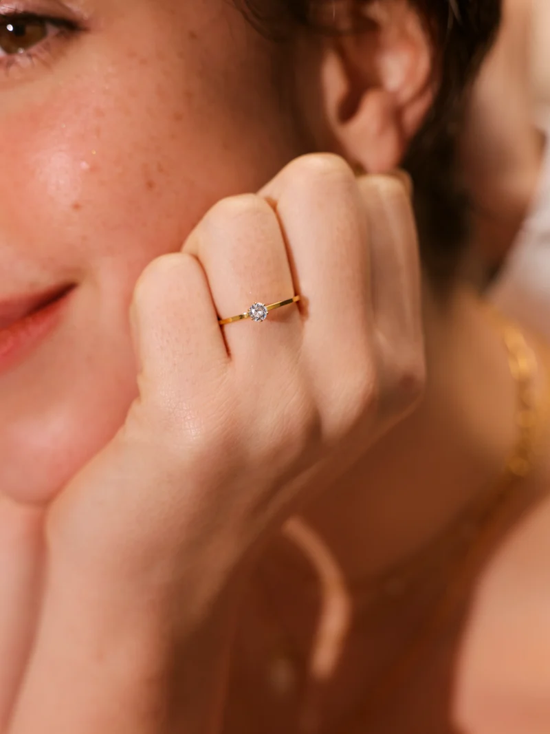 Precious Glow Ring