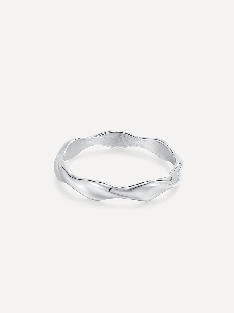 Modern Curve Ring