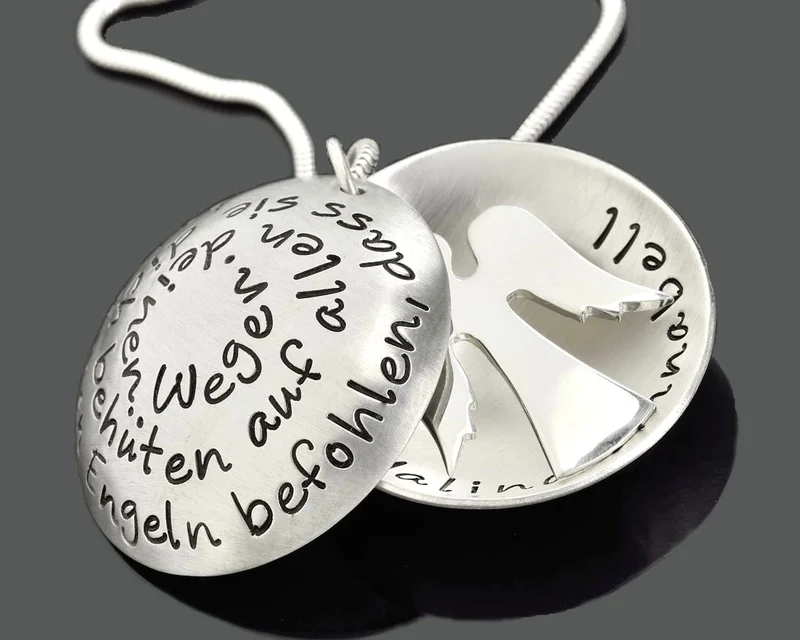TAUFSCHMUCK MIT ENGEL, KETTE MIT TAUFSPRUCH, SILBERKETTE ZUR TAUFE, GRAVUR