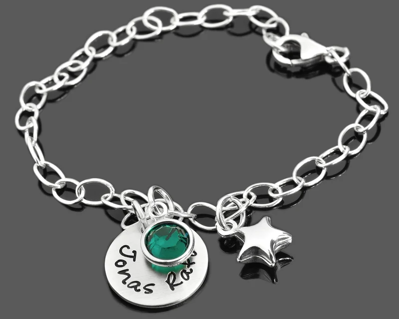 SCHMUCK MIT GRAVUR, KINDERARMBAND MIT NAMEN, NAMENSARMBAND, STERNEN SCHMUCK