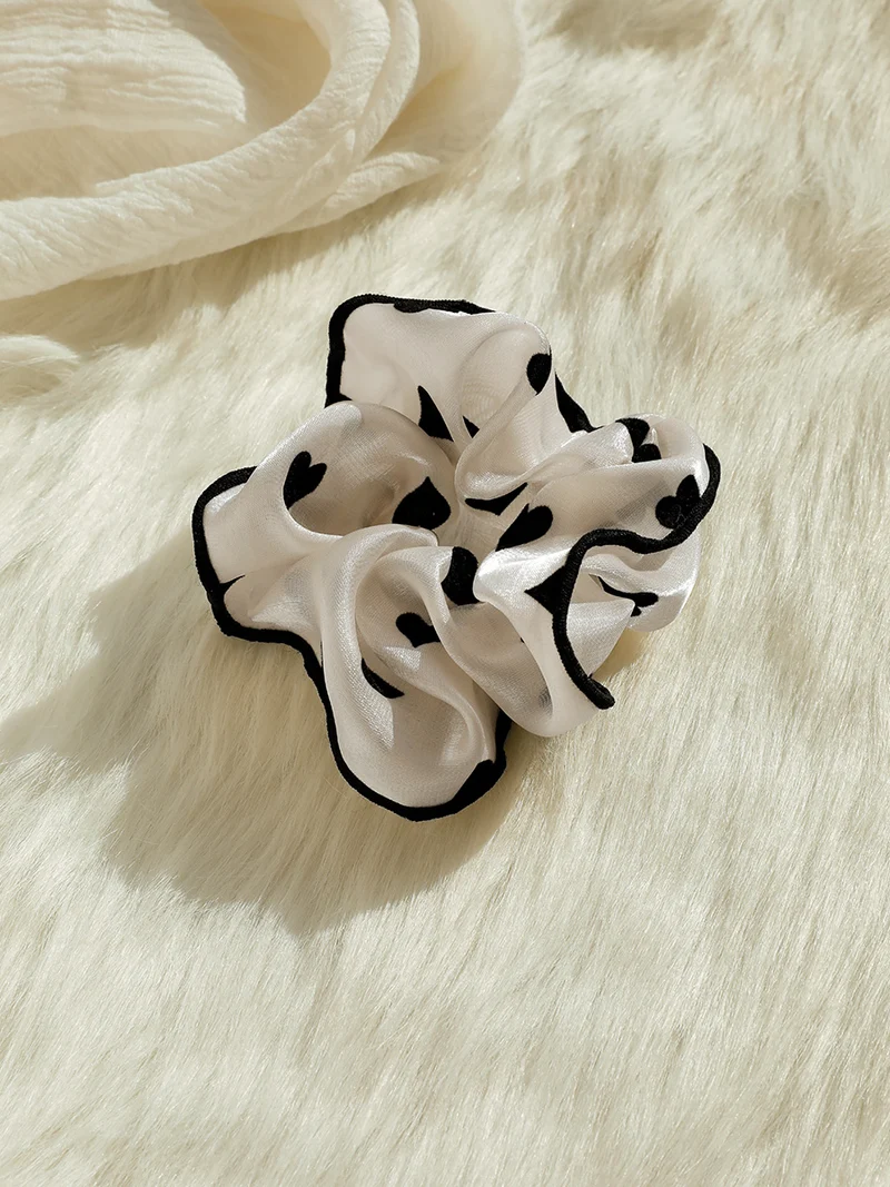 Romantic Heart Scrunchie