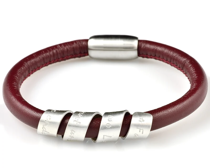 LEDERARMBAND ROT DAMEN GRAVUR DAMENARMBAND PEROSNALISIERTES ARMBAND