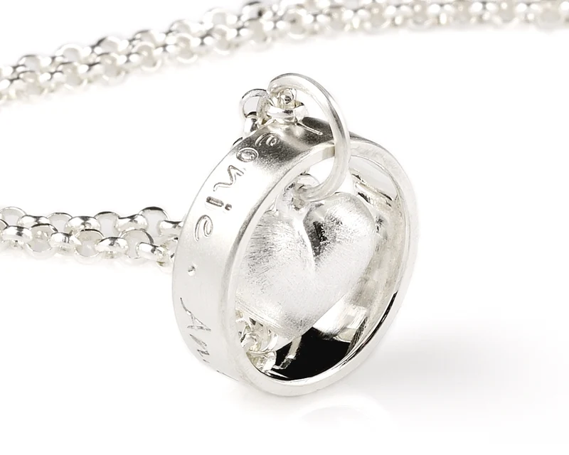 SCHMUCK MIT GRAVUR, RING MIT NAMEN, GRAVURSCHMUCK, SILBERSCHMUCK