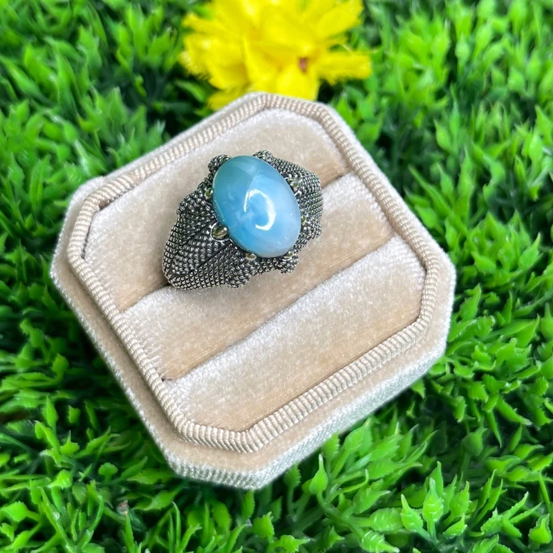 Silberner Larimar-Krallen-Siegelring Nr. 7
