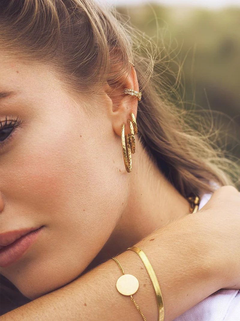 25MM TEXTURED HOOPS MEDIUM OHRRINGE