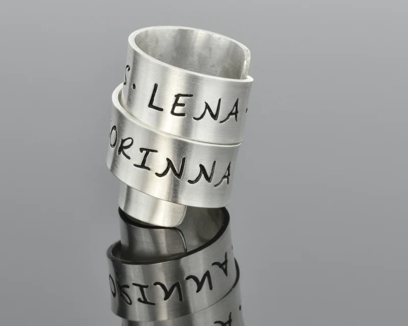 SCHMUCK MIT GRAVUR, ANHÄNGER MIT NAMEN, NAMENSANHÄNGER, TAUFGESCHENK
