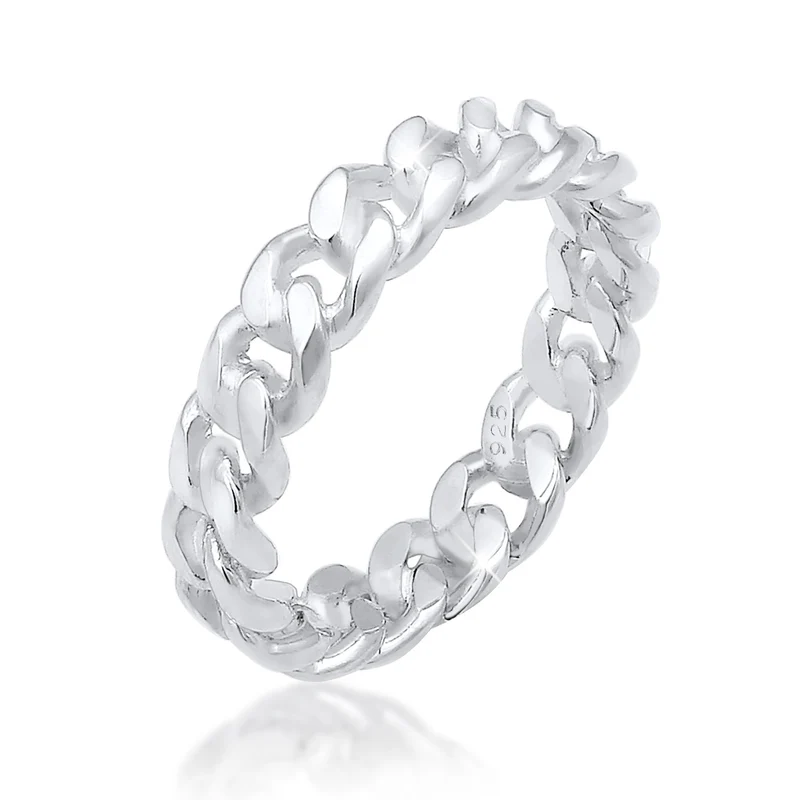 Ring Twisted