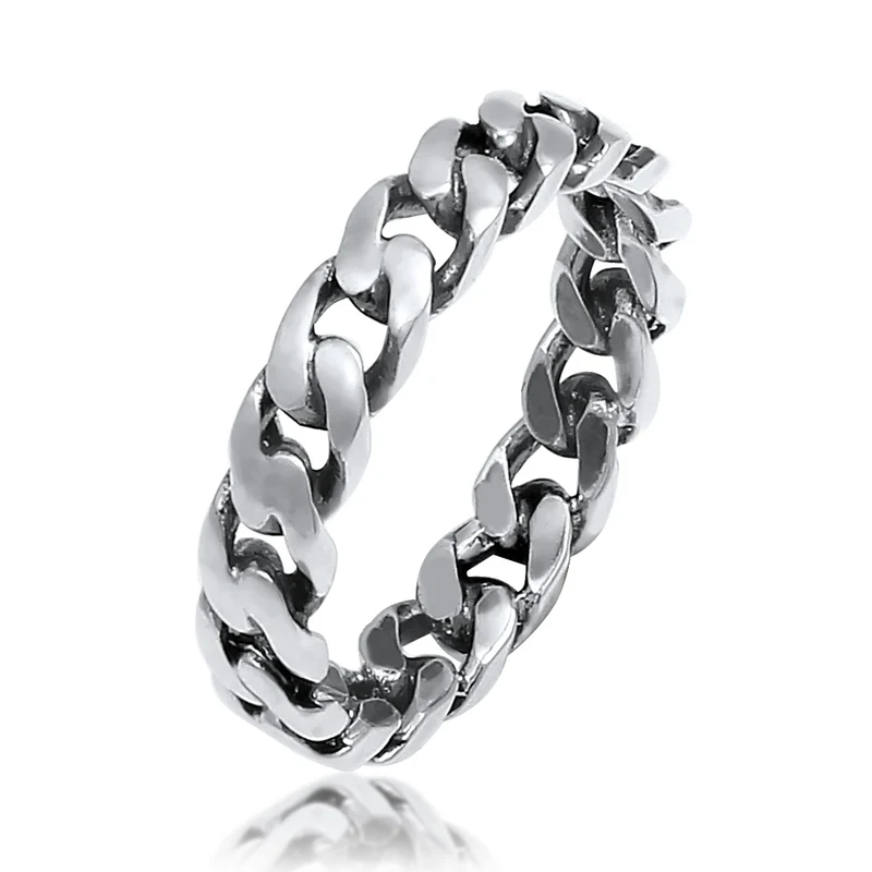 Ring Twisted