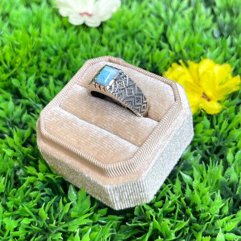 Silberner Larimar-Diamant-Siegelring Nr. 8