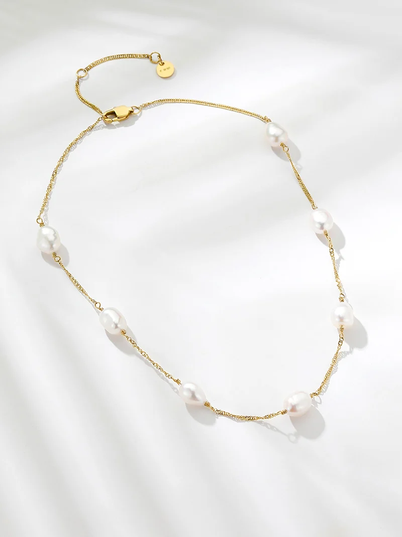 newfemininity KETTE