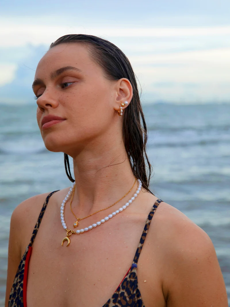 Crescent Pearl Kette