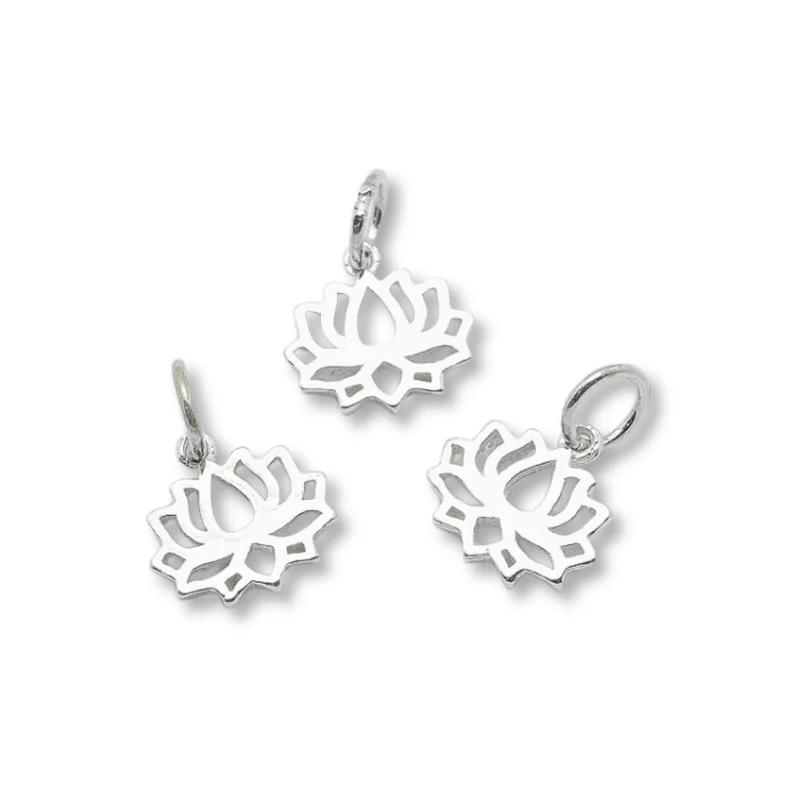 Lotus-Charm aus 925er Silber